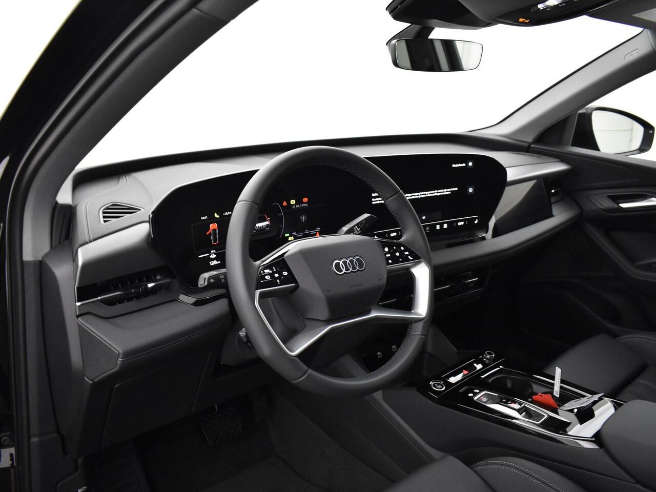 Audi Q6 Sportback e-tron Advanced edition 83Kwh 252 PK · Tech pro · Privacy glas · Sportstoelen leder