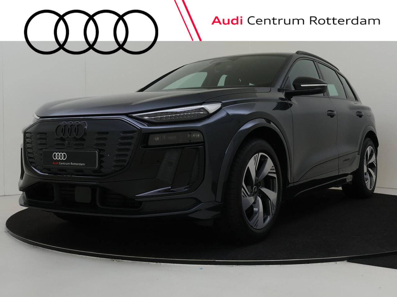 Audi Q6 e-tron S edition performance 100 kWh | Tech Pro | 360 camera | Comfortsleutel | Elek. verstelbare voorstoelen | Verwarmbaar stuurwiel