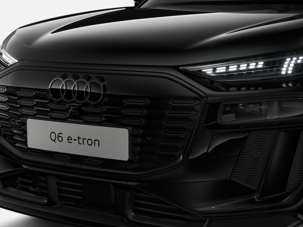 Audi Q6 e-tron S edition 252 PK · Tech pro · Stoelventilatie voorin · Trekhaak, mechanisch draaibaar