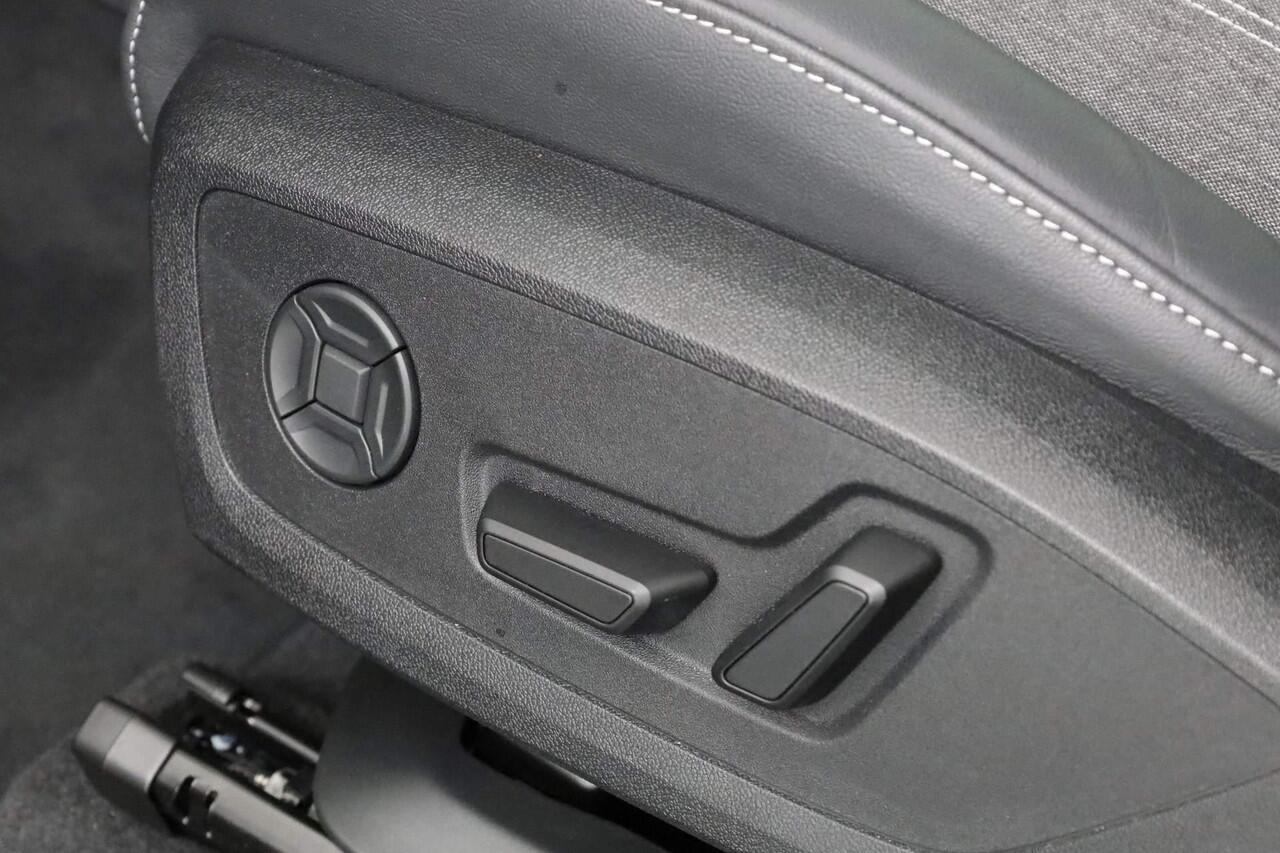 Audi Q6 e-tron S edition performance 100 kWh 225kW / 306 pk | Tech pro | Comfortpakket pro | S line exterieur