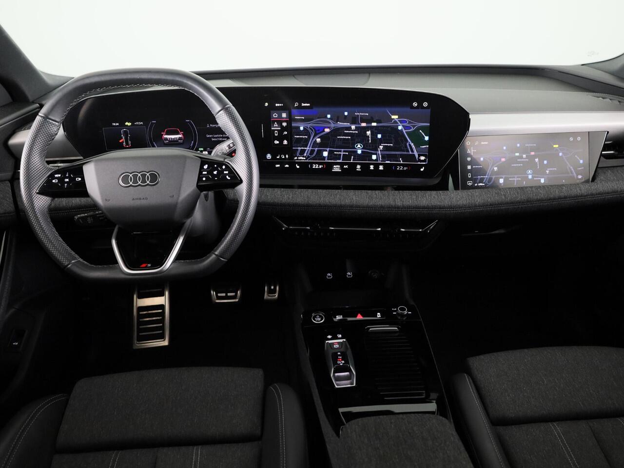 Audi Q6 e-tron S edition performance 100 kWh 306pk | Pack Tech Pro | Luchtvering | Stuurverwarming | MMI Bijrijdersscherm