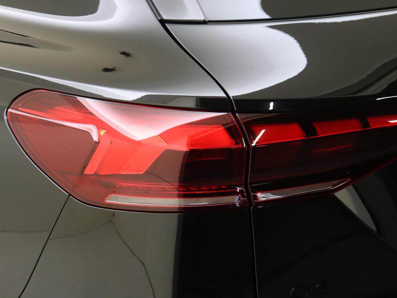 Audi Q6 e-tron S edition performance 100 kWh | Panoramadak | 360 camera | Bang & Olufsen | 3-zone airco | LED matrix verlichting | Dodehoek detectie | Keyless | Adaptieve cruise control |