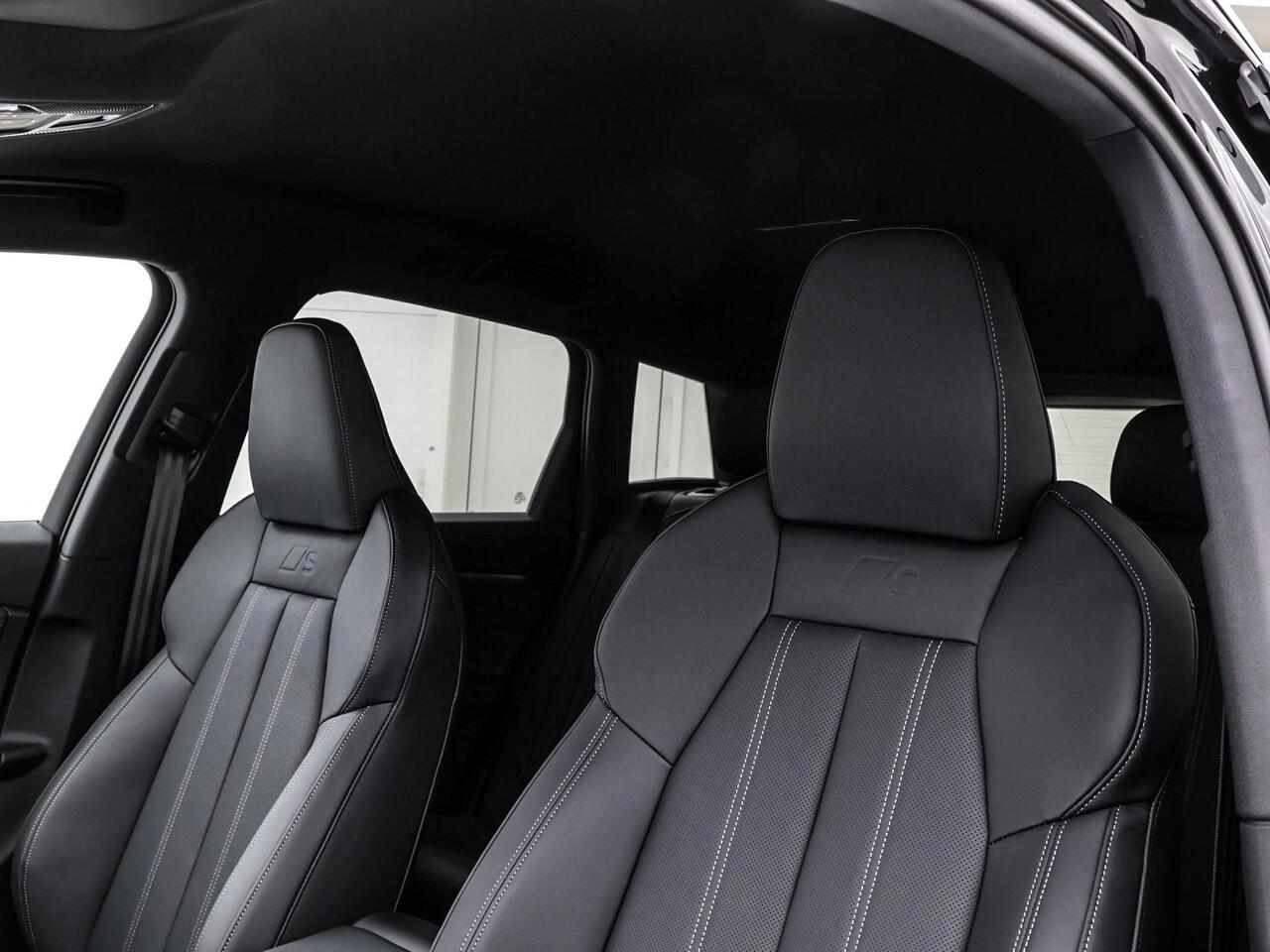 Audi Q6 e-tron S edition 252 PK · Tech pro · Stoelventilatie voorin · Trekhaak, mechanisch draaibaar