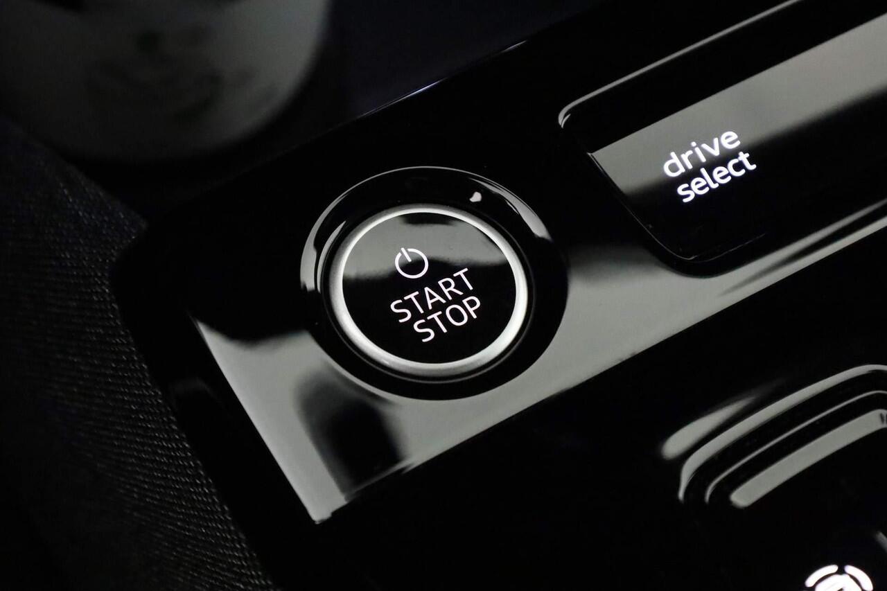 Audi Q6 e-tron S edition performance 100 kWh 225kW / 306 pk | Tech pro | Comfortpakket pro | S line exterieur