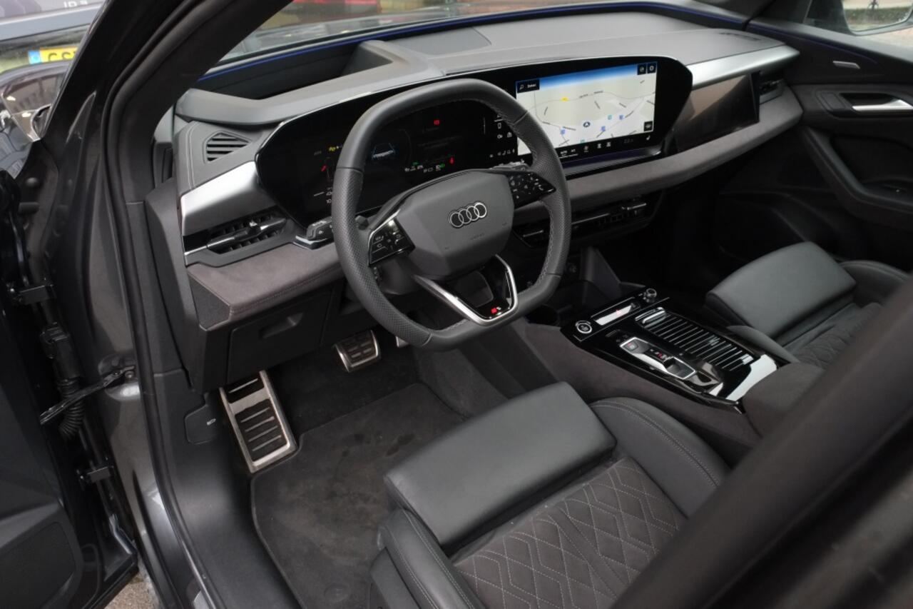 Audi Q6 e-tron S edition quattro 388pk performance 100 kWh Trekhaak, Luchtverin