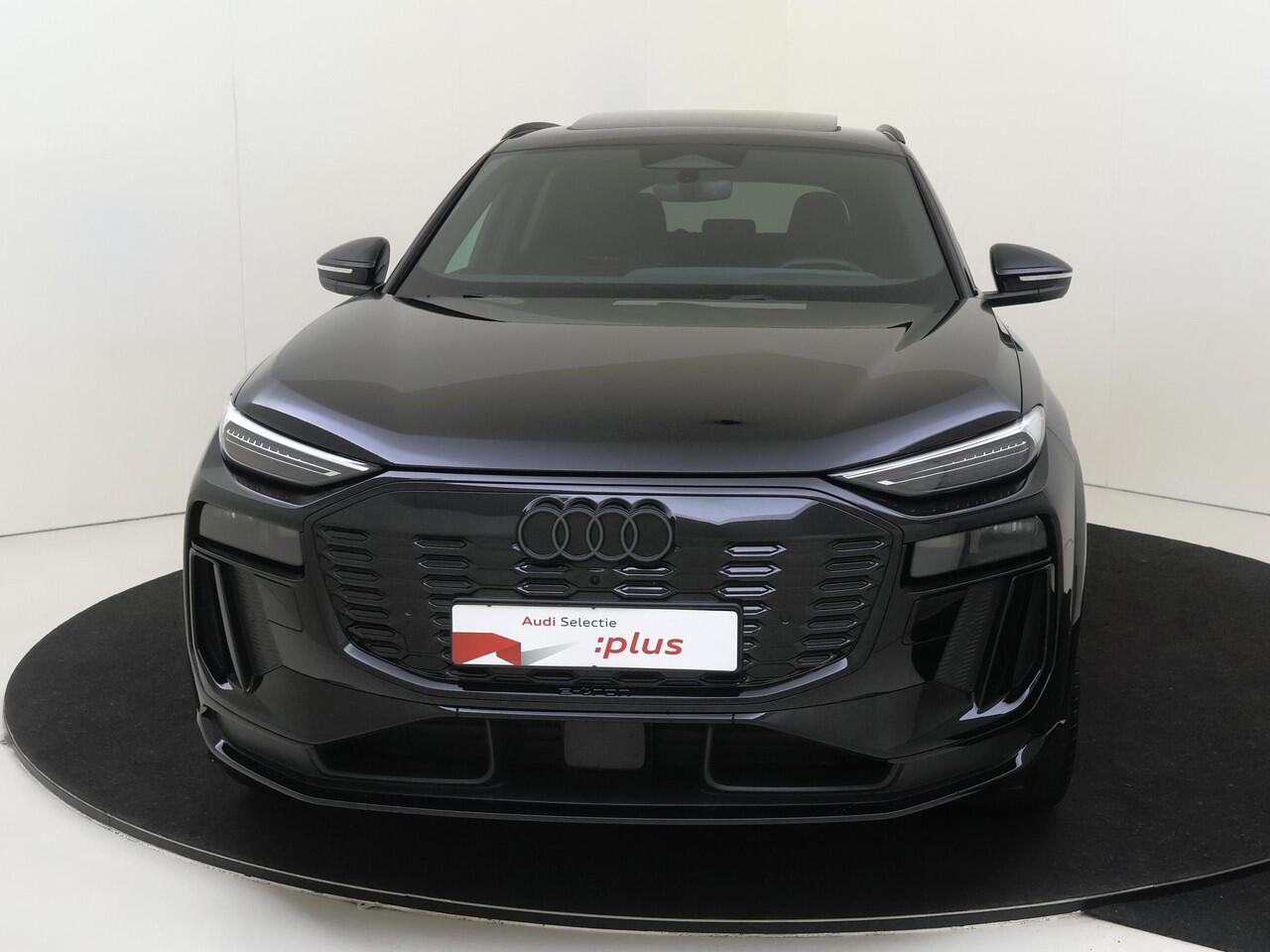 Audi Q6 SQ6 e-tron quattro 100 kWh | Panoramadak | Luchtvering | 360 camera | Head-up display | Warmtepomp | Bang & Olufsen | Luxe lederen bekleding | LED matrix verlichting |