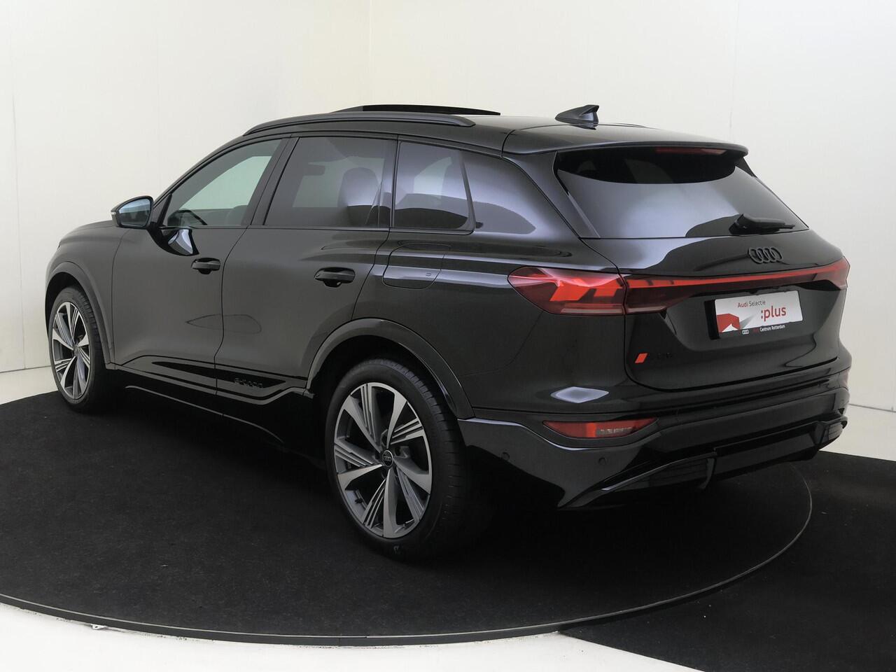 Audi Q6 SQ6 e-tron quattro 100 kWh | Panoramadak | Luchtvering | 360 camera | Head-up display | Warmtepomp | Bang & Olufsen | Luxe lederen bekleding | LED matrix verlichting |