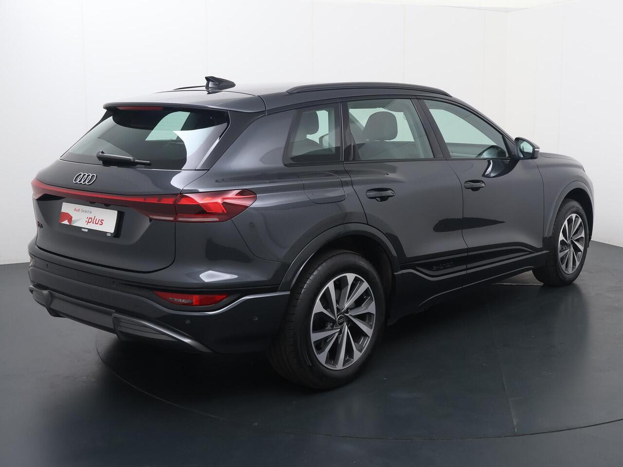 Audi Q6 e-tron Advanced edition performance 100 kWh | 306 PK | SoH 97% | Warmtepomp | Matrix LED koplampen | Adaptive cruise control |