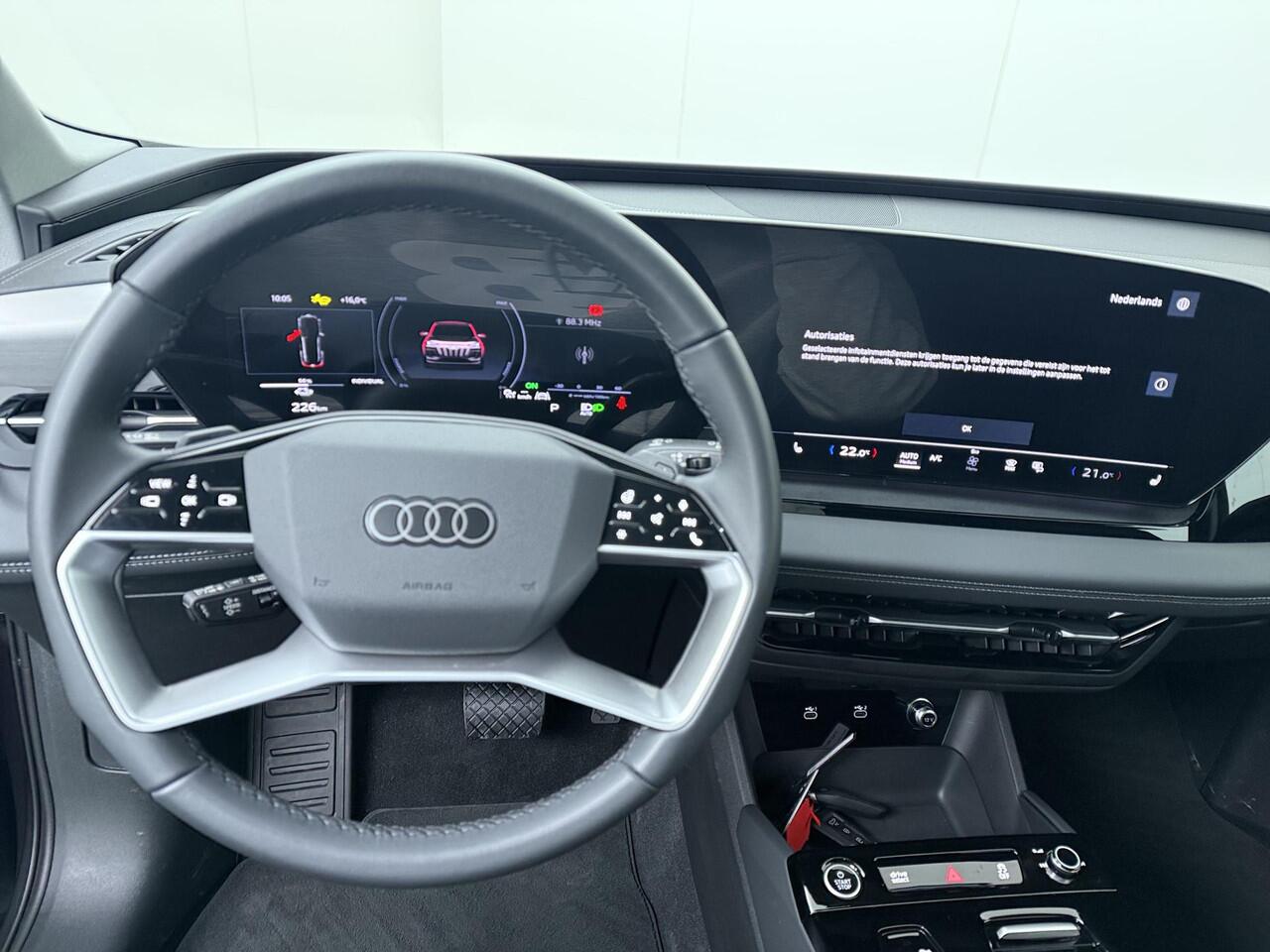 Audi Q6 e-tron Advanced edition performance 100 kWh | 306 PK | SoH 97% | Warmtepomp | Matrix LED koplampen | Adaptive cruise control |