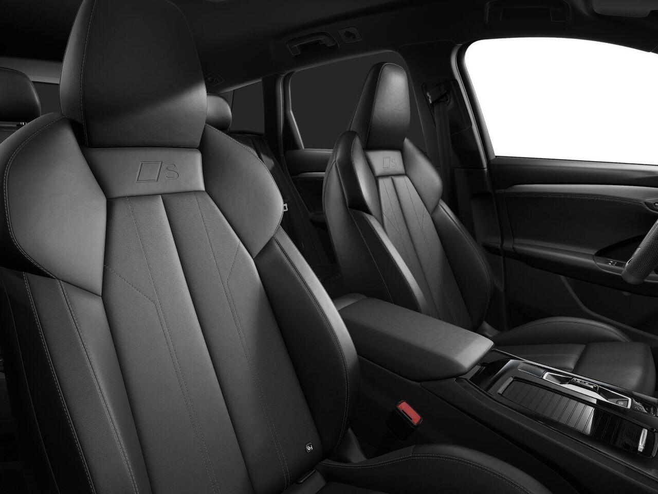 Audi Q6 e-tron S edition 83 kWh 252 PK · Luchtvering · Lederen bekleding · Trekhaak elek. wegklapbaar