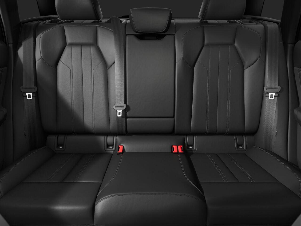 Audi Q6 e-tron S edition 83 kWh 252 PK · Luchtvering · Lederen bekleding · Trekhaak elek. wegklapbaar