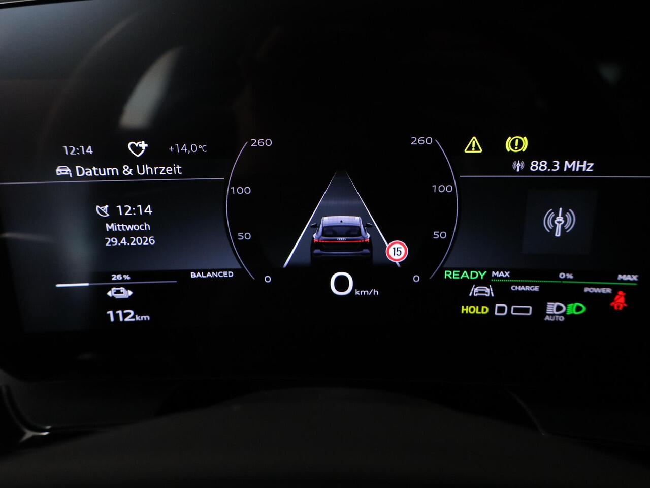 Audi Q6 Sportback e-tron S edition performance 100 kWh 306pk| Panoramadak | Wegklapbare trekhaak | S-line in & exterieur | Panorama dak | Elektrisch verstelbare voorstoelen | Geheugen bestuurderstoel |