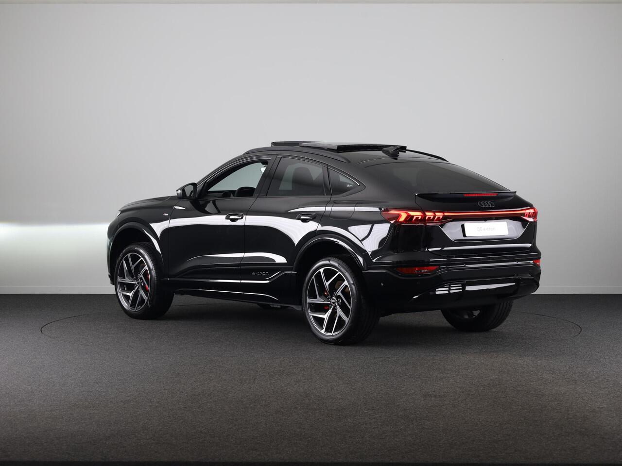 Audi Q6 Sportback e-tron S edition 83Kwh 185 kW / 252 PK Sportback | S edition | Tech Pro | Pano | Luchtvering | Matrix LED | Leder |