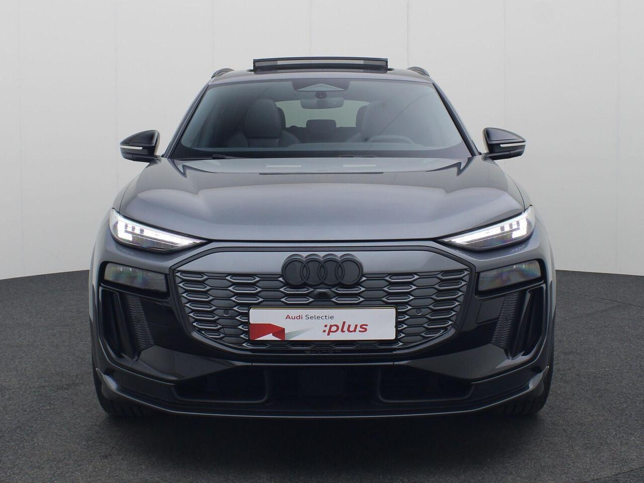 Audi Q6 e-tron S edition 286 PK Panorama dak · Tech Pro · Privacy Glass · Trekhaak · Leder bekleding
