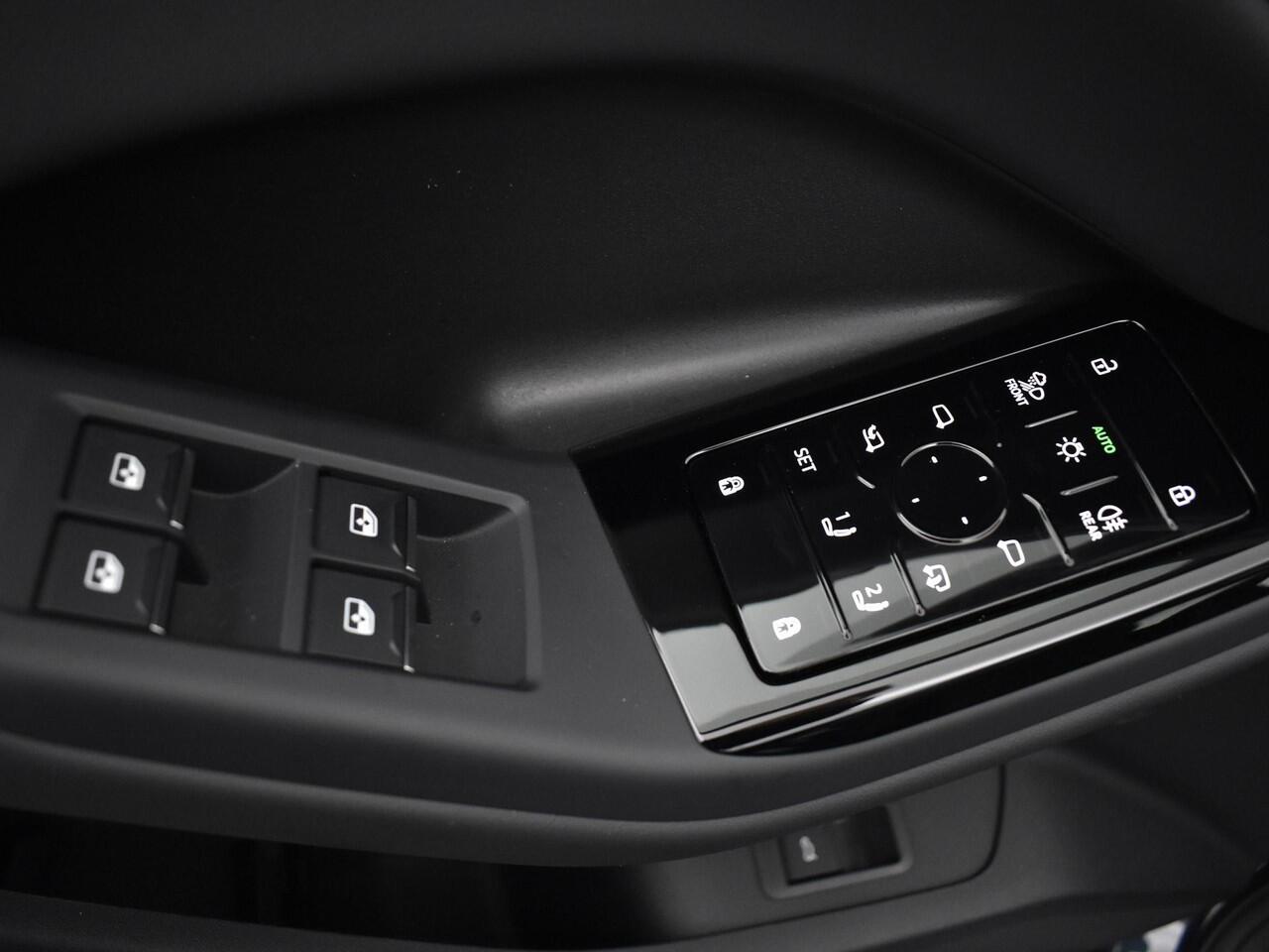 Audi Q6 e-tron Launch edition quattro 100Kwh 388 PK · Panorama dak · Assistentiepakket Veiligheid · Tech Pro