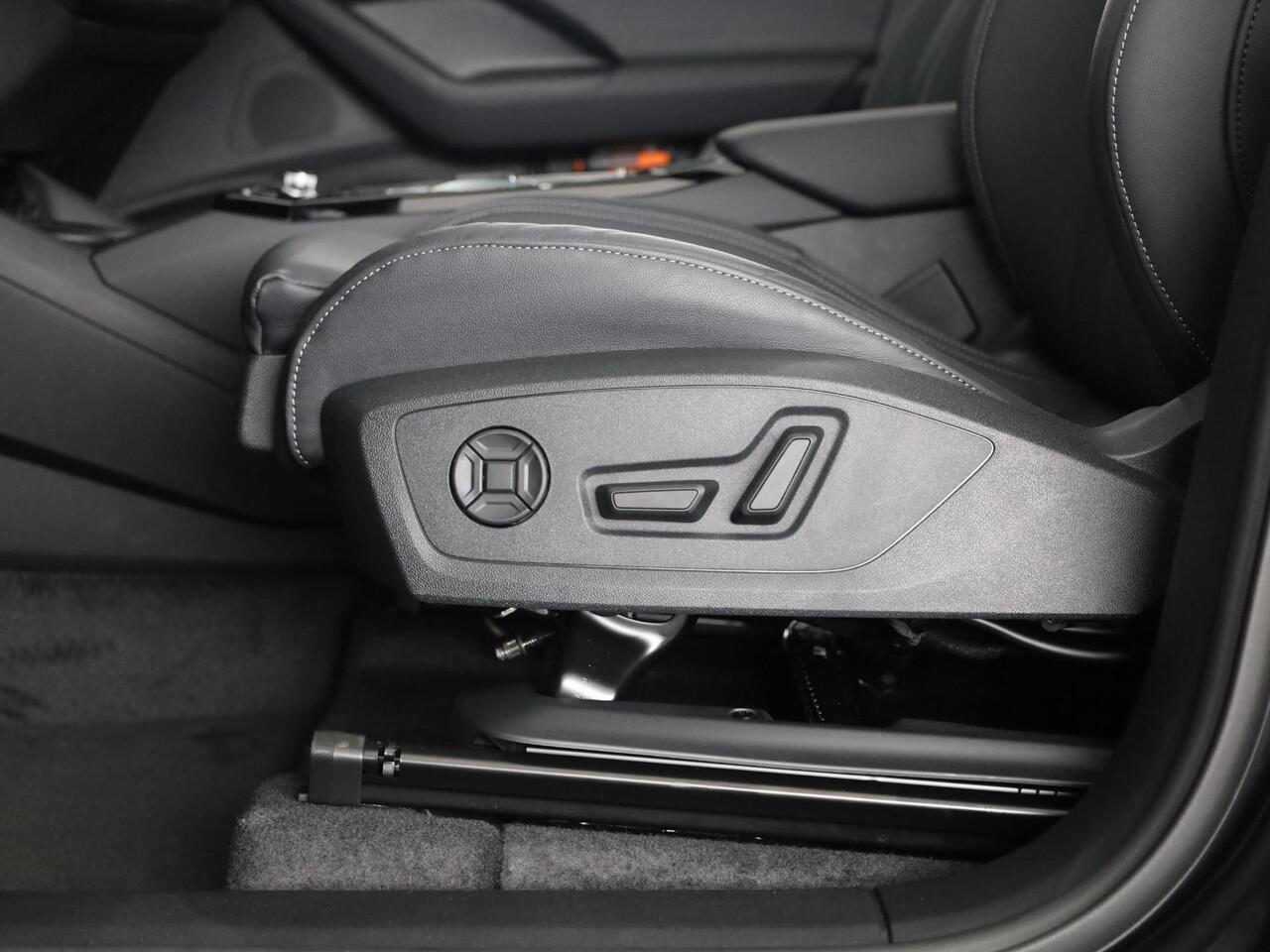 Audi Q6 e-tron S edition 83 kWh | 360 Camera | Panoramadak | Bijrijdersscherm | Privacy Glass | Alarm klasse 5 |