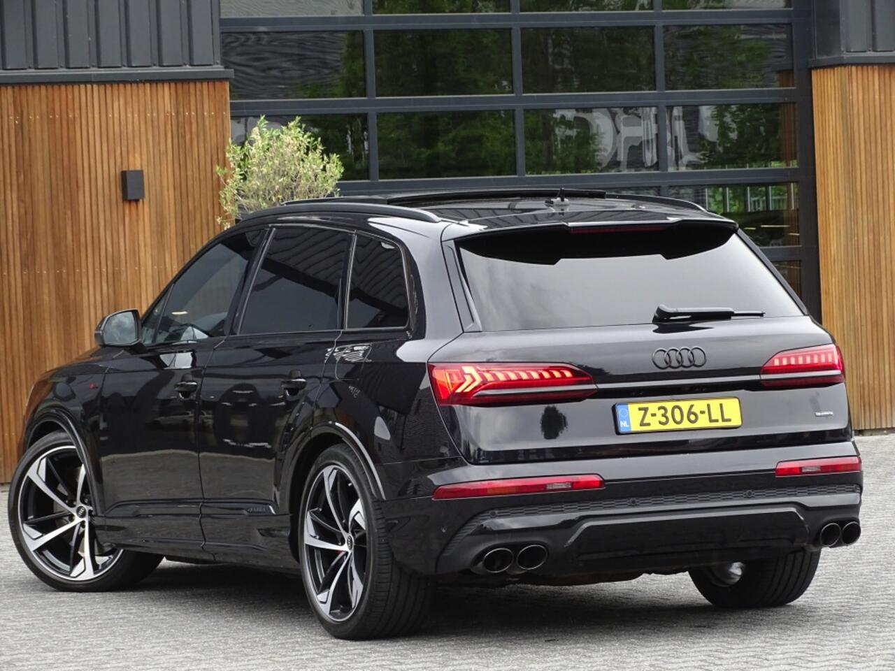 Audi Q7 55 TFSIe 394PK Quattro / SQ7 Edit. / Laser / B&O / ACC / 360°