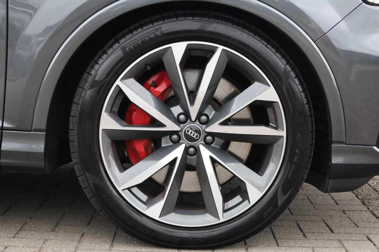 Audi Q7 55 TFSI e quattro Pro Line S 380PK / 280kW, Lederen bekleding, 21" LMV, honingraat, servo sluiting portieren, dodehoek sensor, achteruitrijcamera, parkeersensoren voor en achter, voorstoelen verwarmbaar, Bose Sound System, verstelbare achterbank, navigati