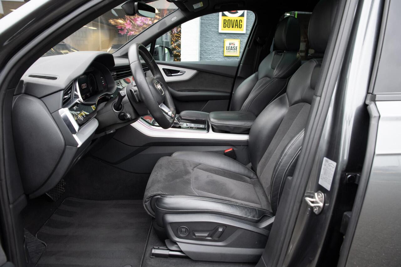 Audi Q7 60 TFSI e quattro Competition / S-LINE / PANODAK / 22 INCH / BTW