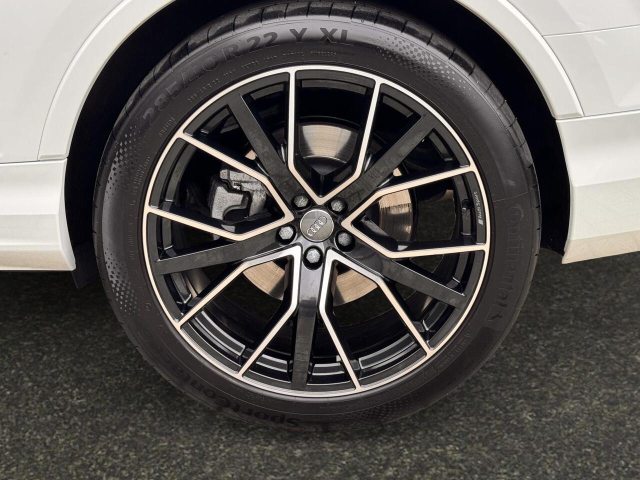 Audi Q7 55 TFSI e quattro Pro Line Plus Trekhaak, Luchtvering, 22 Inch. Velgen