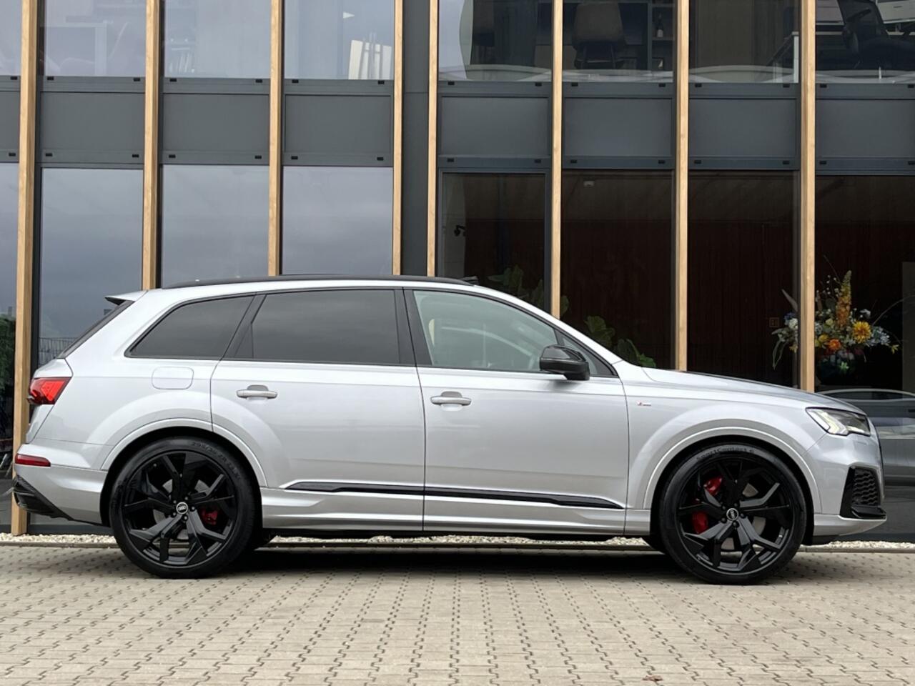 Audi Q7 55 TFSI e Quattro | S-line | 23 inch | Pano | B&O | Rs-seats |