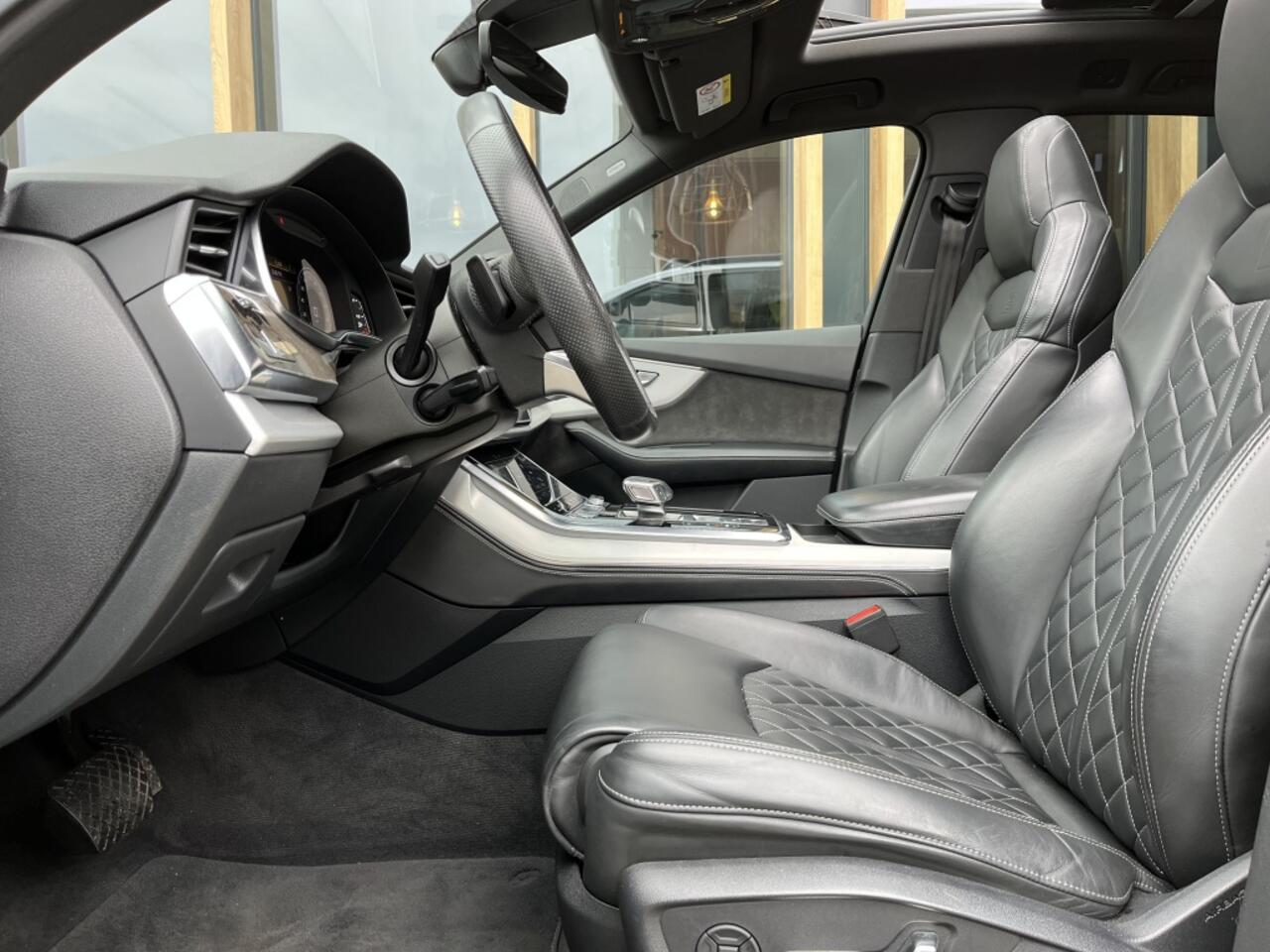 Audi Q7 55 TFSI e Quattro | S-line | 23 inch | Pano | B&O | Rs-seats |