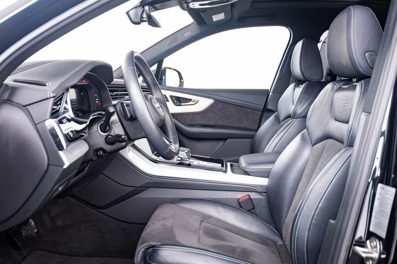 Audi Q7 55 TFSI e quattro Pro Line S Panoramadak - Head up - B&O - Adaptive drive assist - Adaptive air suspension - Achterbank plus - Zonnewering Achterruit/achterzijruiten - Privacy glas - Vollederpakket -