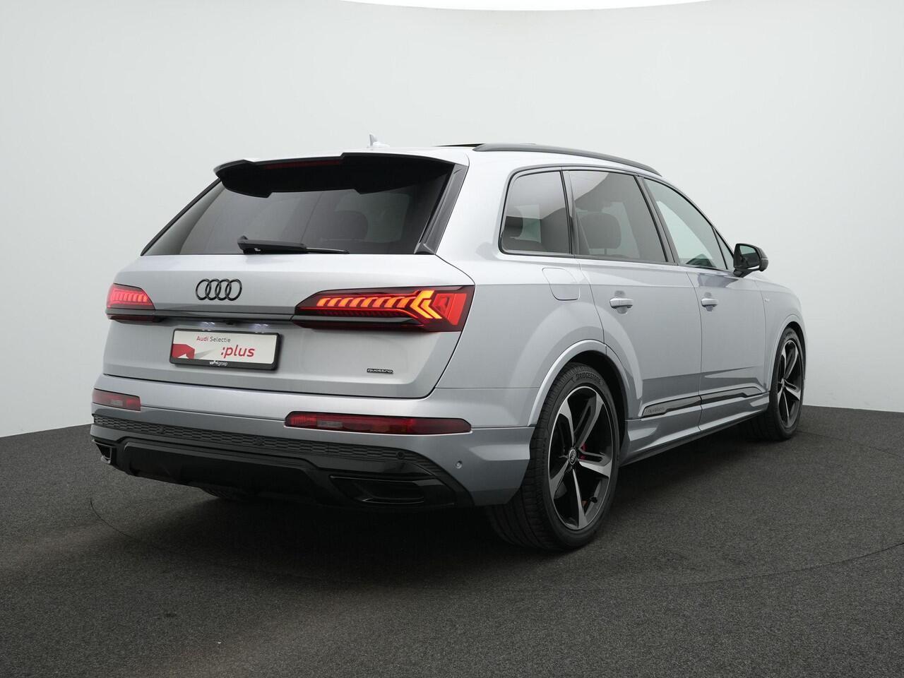 Audi Q7 55 TFSI e Quattro S-Line | Panoramadak | 360 Camera | Geheugenstoel | Leder/alcantara