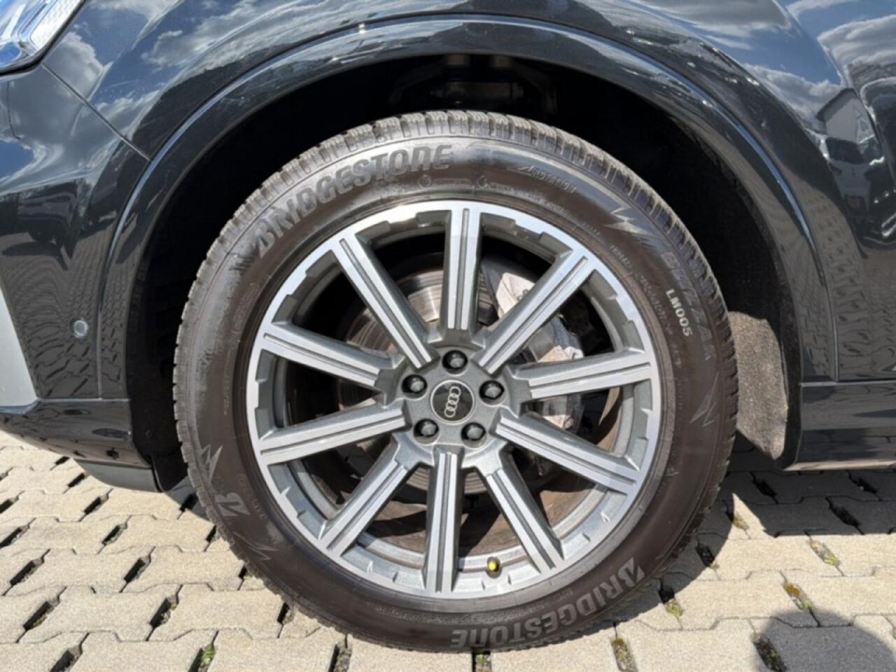Audi Q7 3.0 TDI QUATTRO S LINE TREKHAAK/LUCHTVERING/360CAM/ELEK-KLEP/ACC/HUD