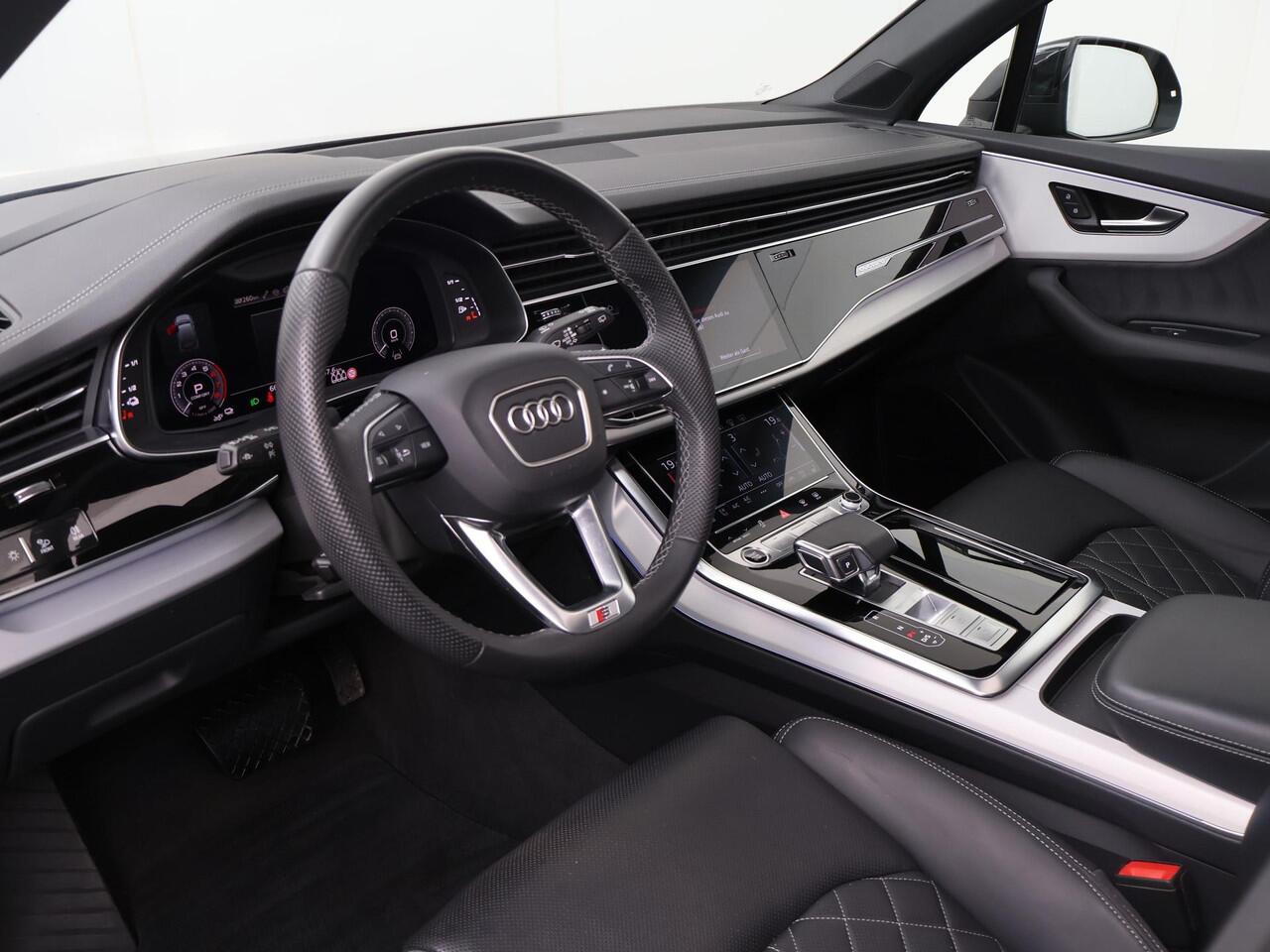 Audi Q7 60 TFSI e quattro Pro Line S Competition | 462 PK | SoH 95% | Trekhaak | Achteruitrijcamera | Panoramadak |