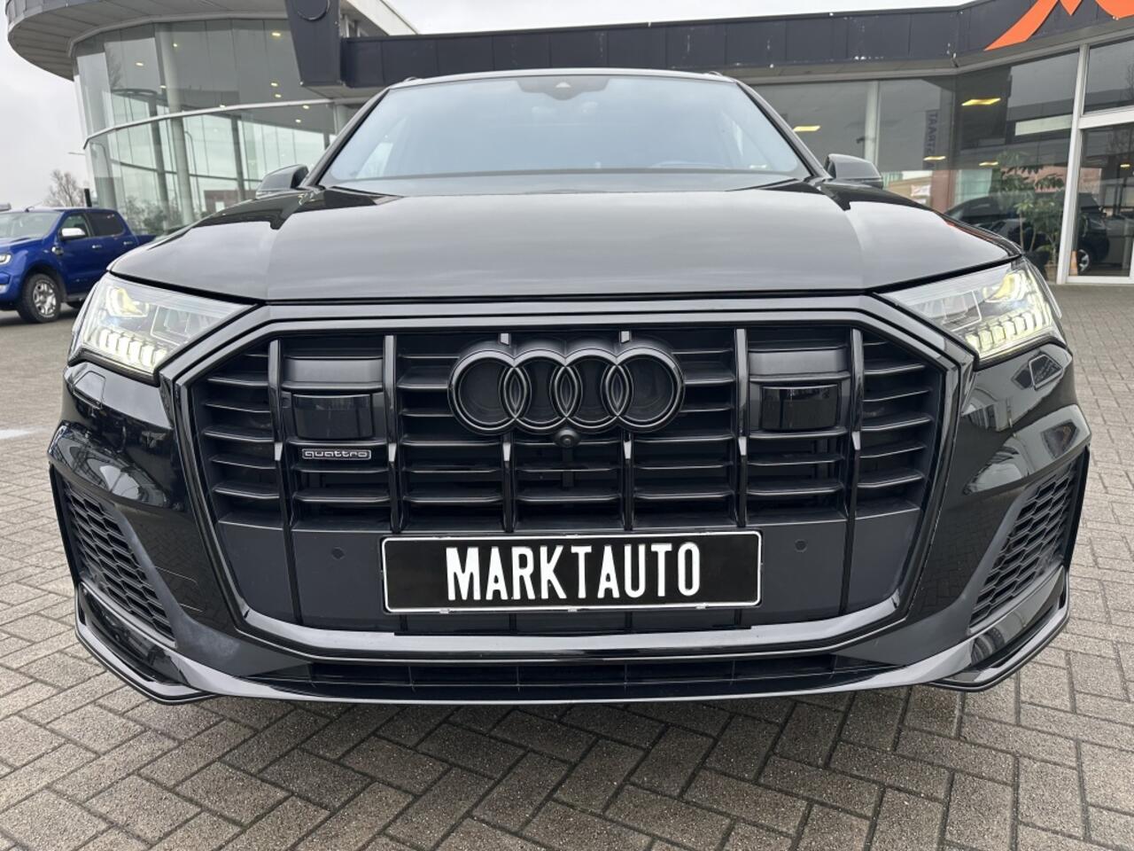 Audi Q7 55 TFSI quattro competition plus Massage 7 Persoons Headup