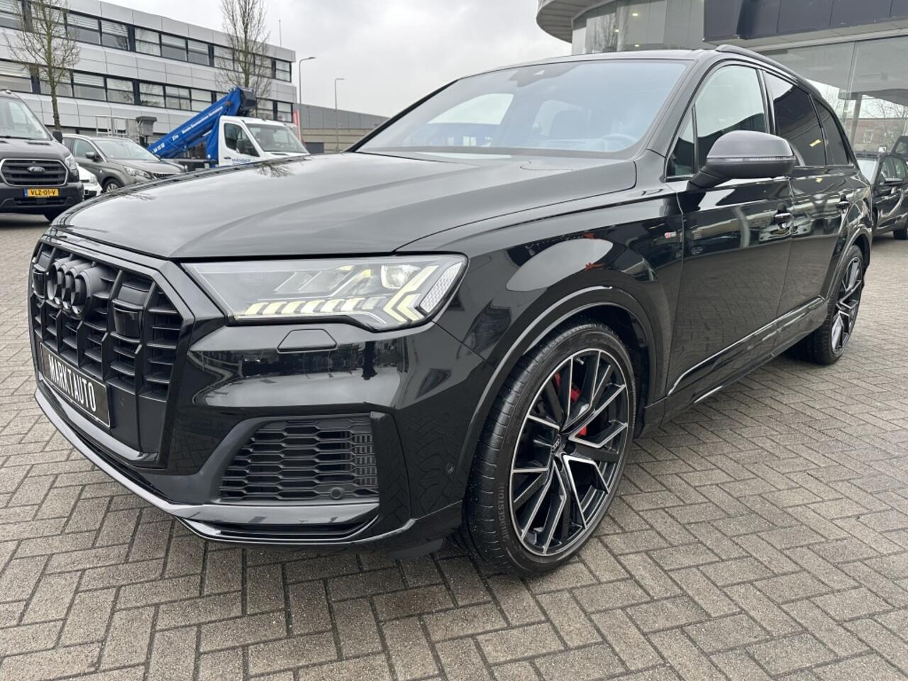 Audi Q7 55 TFSI quattro competition plus Massage 7 Persoons Headup