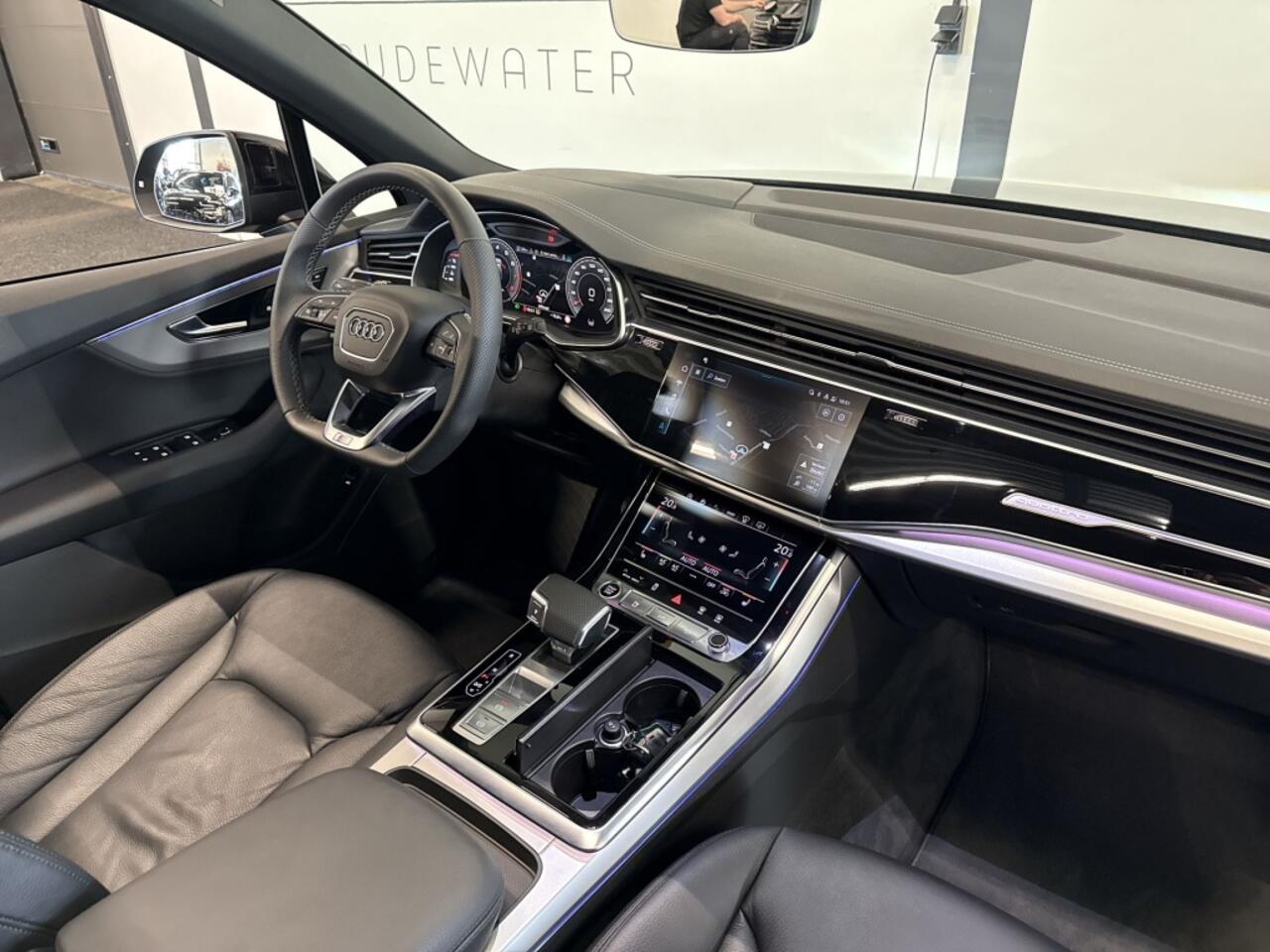 Audi Q7 55 TFSI quattro S line | GRIJS KENTEKEN | PANO | MATRIX | EL. TR