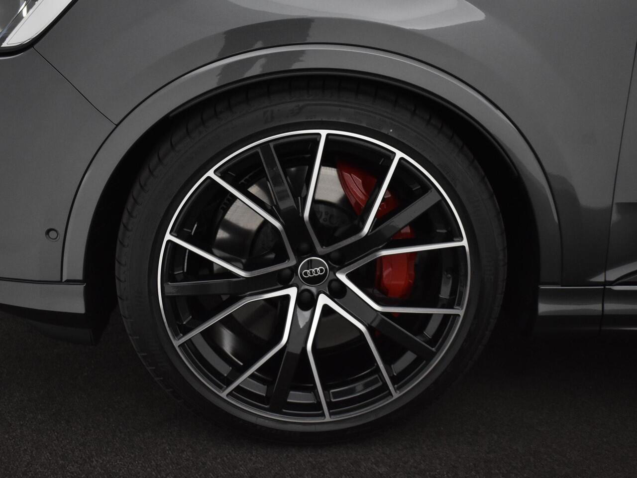 Audi Q7 60 TFSIe 490pk Quattro Pro Line S Competition · Luchtvering · Massage · Panoramadak · Elek. Voorstoelen · B&O Audio · Elek. Trekhaak · 22'' Inch · Garantie t/m 12-05-2028 of 90.000km