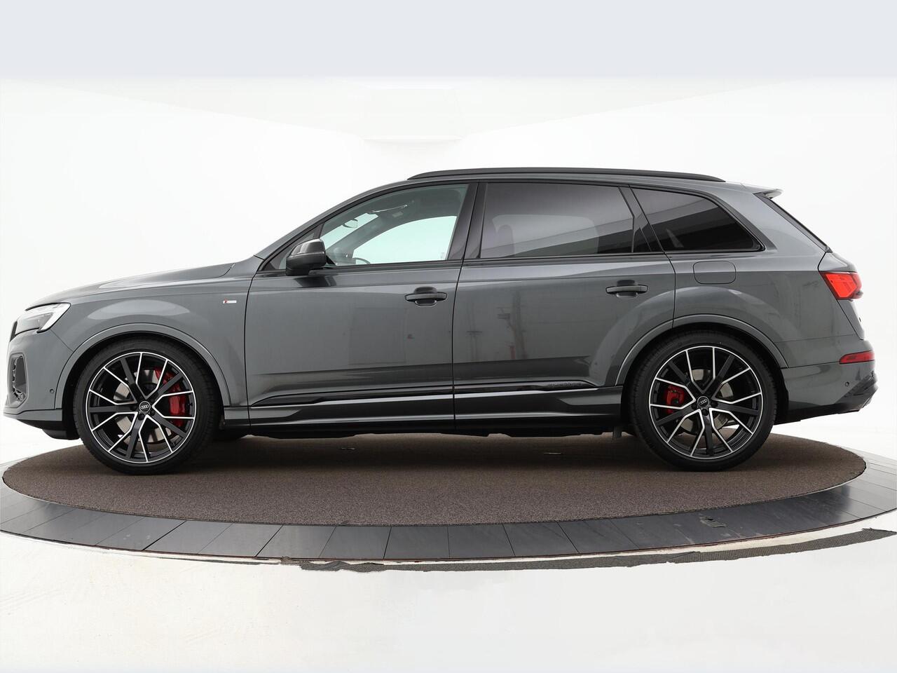 Audi Q7 60 TFSIe 490pk Quattro Pro Line S Competition · Luchtvering · Massage · Panoramadak · Elek. Voorstoelen · B&O Audio · Elek. Trekhaak · 22'' Inch · Garantie t/m 12-05-2028 of 90.000km