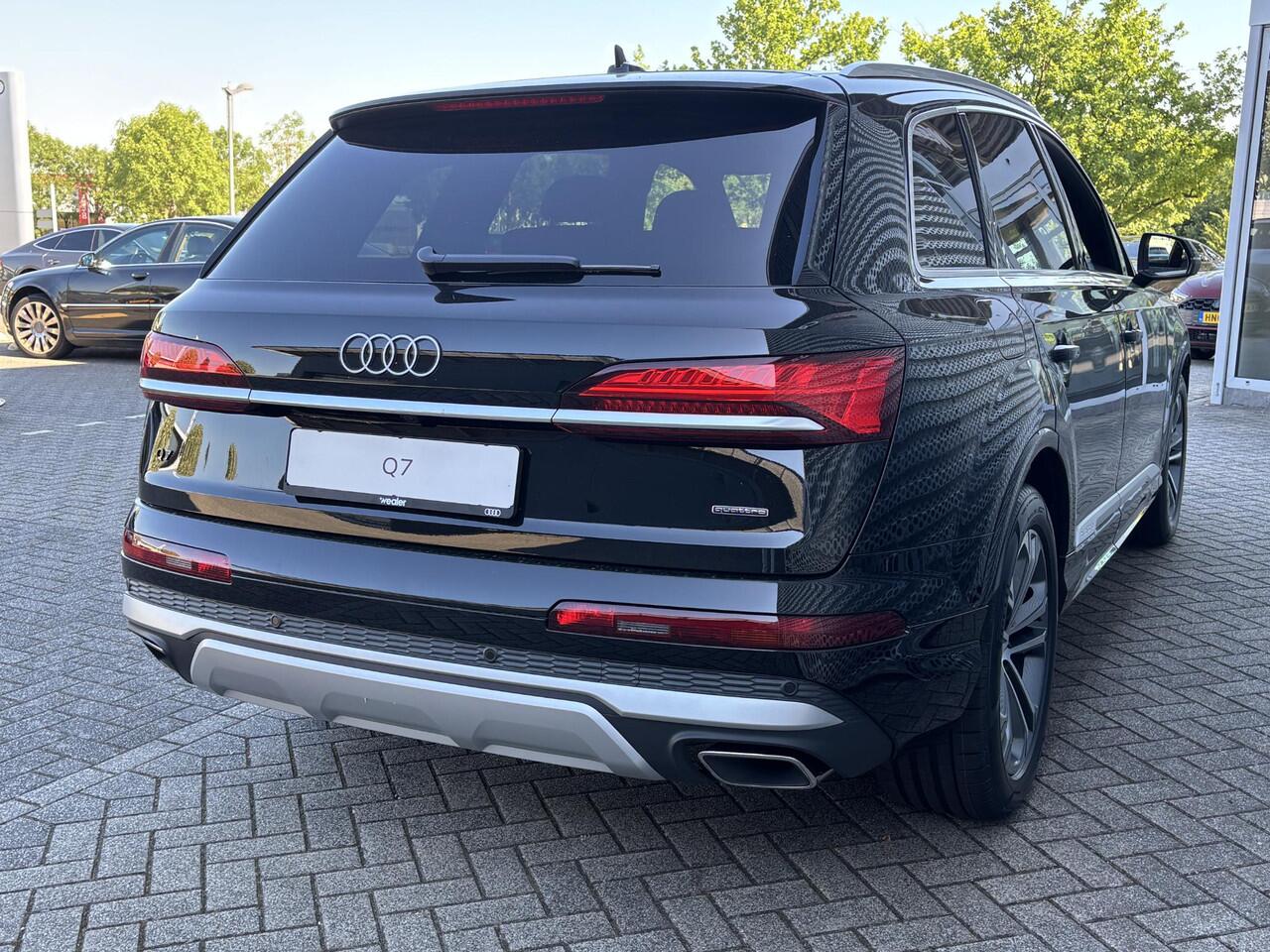 Audi Q7 Pro Line Advanced 55 TFSI e 394 PK | Bang & Olufsen 3D-sound | Stoelverkoeling | Trekhaak | Stuurwielverwarming | Panoramadak | Sfeerverlichting | Led-Verlichting | Luchtvering | Memory Seats | Leder |