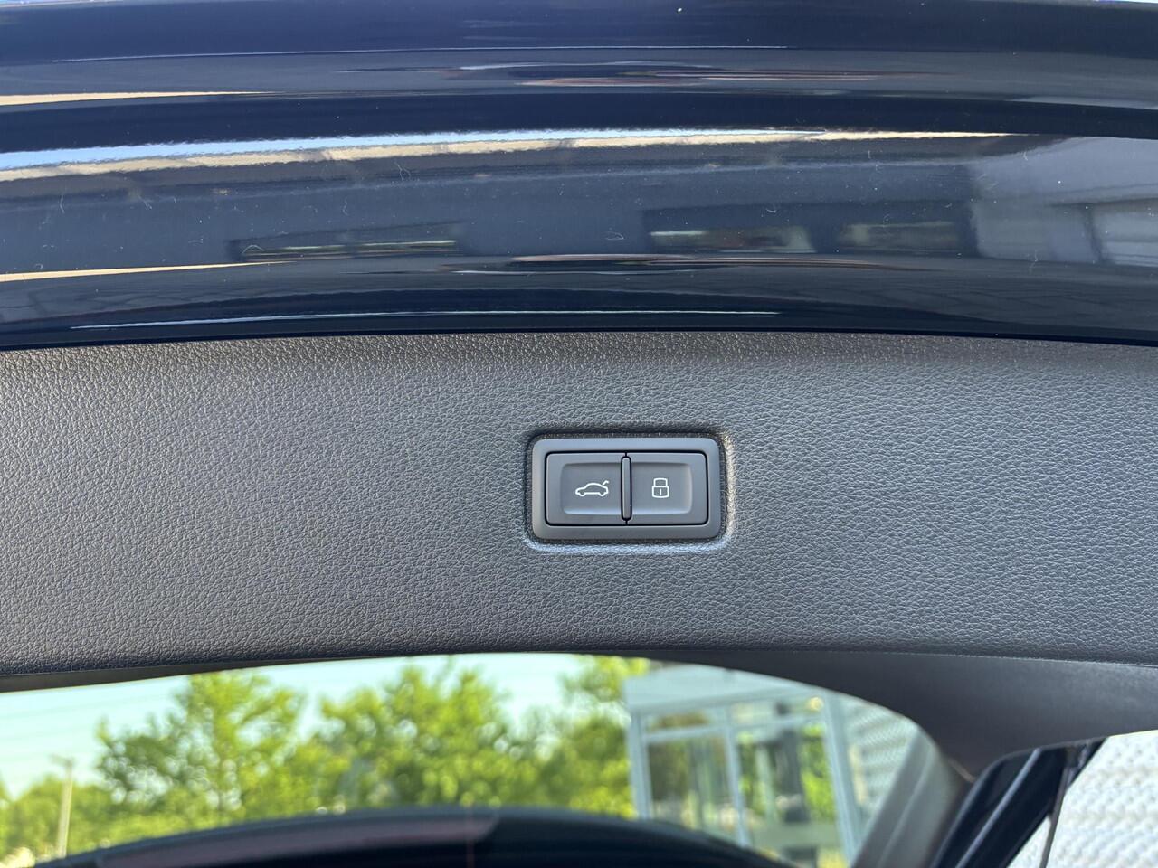 Audi Q7 Pro Line Advanced 55 TFSI e 394 PK | Bang & Olufsen 3D-sound | Stoelverkoeling | Trekhaak | Stuurwielverwarming | Panoramadak | Sfeerverlichting | Led-Verlichting | Luchtvering | Memory Seats | Leder |