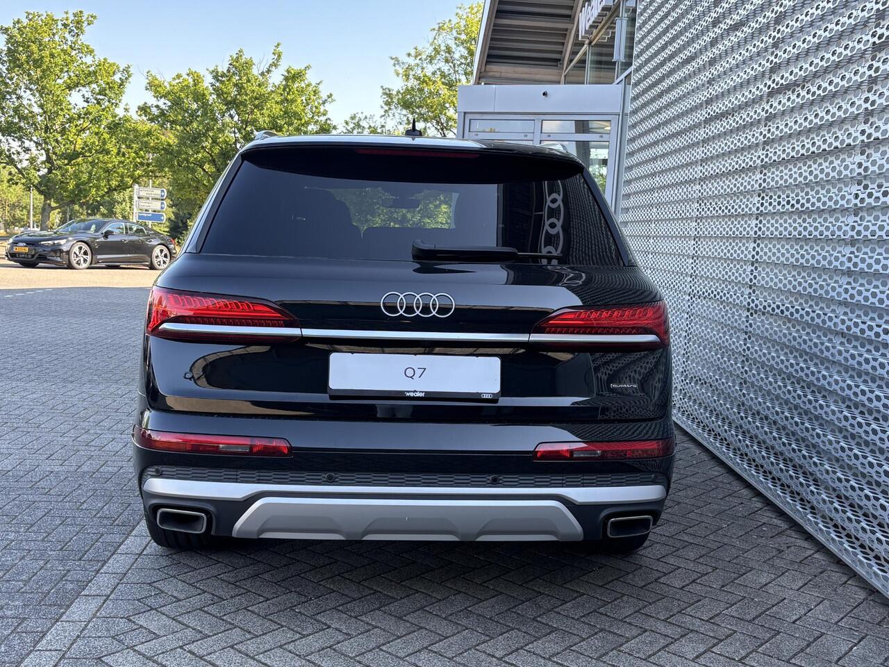 Audi Q7 Pro Line Advanced 55 TFSI e 394 PK | Bang & Olufsen 3D-sound | Stoelverkoeling | Trekhaak | Stuurwielverwarming | Panoramadak | Sfeerverlichting | Led-Verlichting | Luchtvering | Memory Seats | Leder |