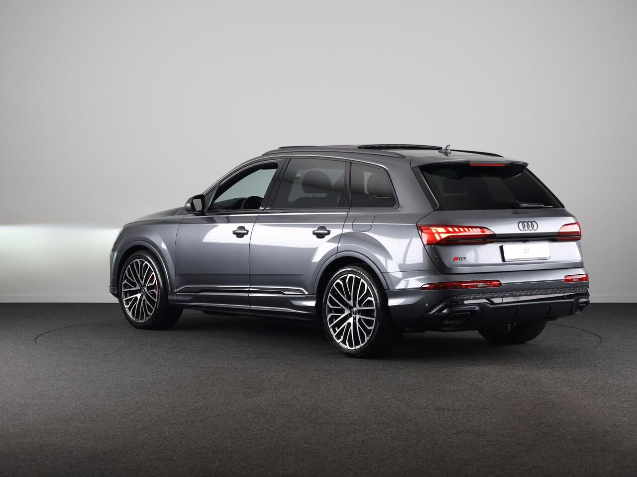 Audi Q7 55 TFSI e quattro Pro Line S 394pk | Panoramadak | Adaptive cruisecontrol | B&O soundsysteem | Optiekpakket zwart Plus | Privacy Glass | Trekhaak