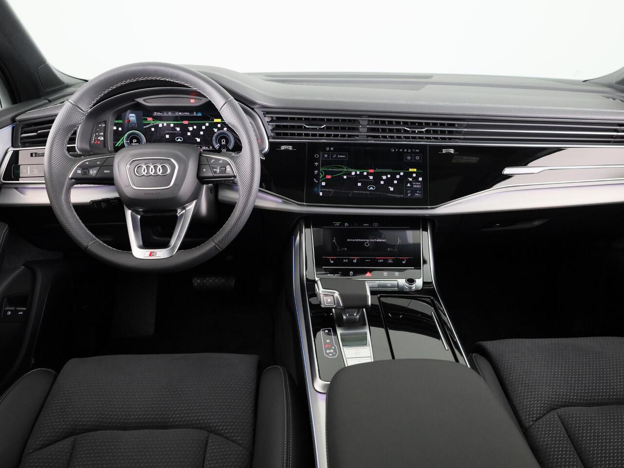 Audi Q7 55 TFSI e quattro Pro Line S 394pk | Panoramadak | Adaptive cruisecontrol | B&O soundsysteem | Optiekpakket zwart Plus | Privacy Glass | Trekhaak