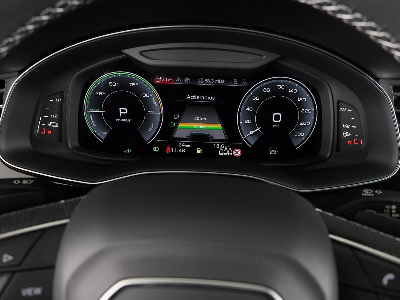 Audi Q7 55 TFSI e quattro Pro Line S 394pk | Panoramadak | Adaptive cruisecontrol | B&O soundsysteem | Optiekpakket zwart Plus | Privacy Glass | Trekhaak