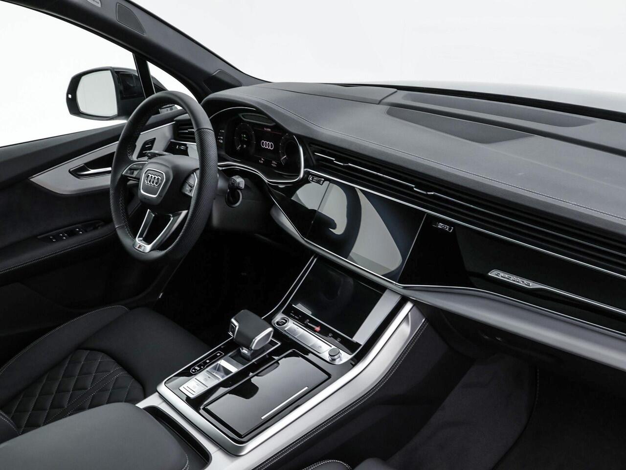 Audi Q7 55 TFSI e quattro Pro Line S 394 PK · Assist. pakket Tour + City · B&O Premium 3D · Glazen panoramadak · Geheugenfunctie voorstoelen · MEGA Sale
