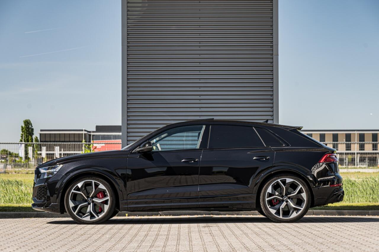 Audi Q8 4.0 TFSI RSQ8 (600PK) Pano, ACC, Keramisch
