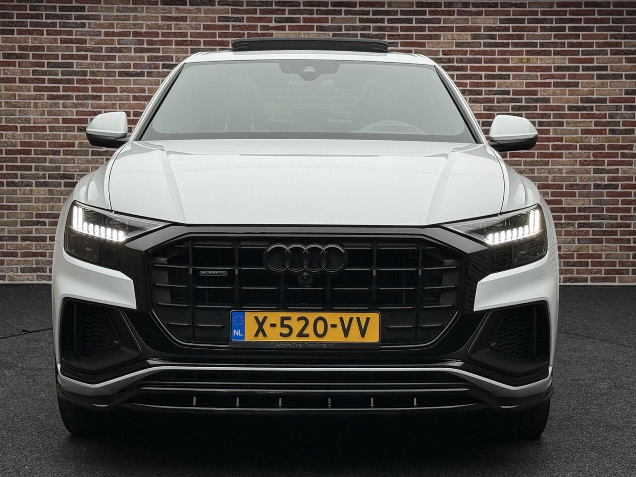 Audi Q8 55 TFSI quattro S-line | Dak| Luchtvering| Head-up|360|VIRTUAL