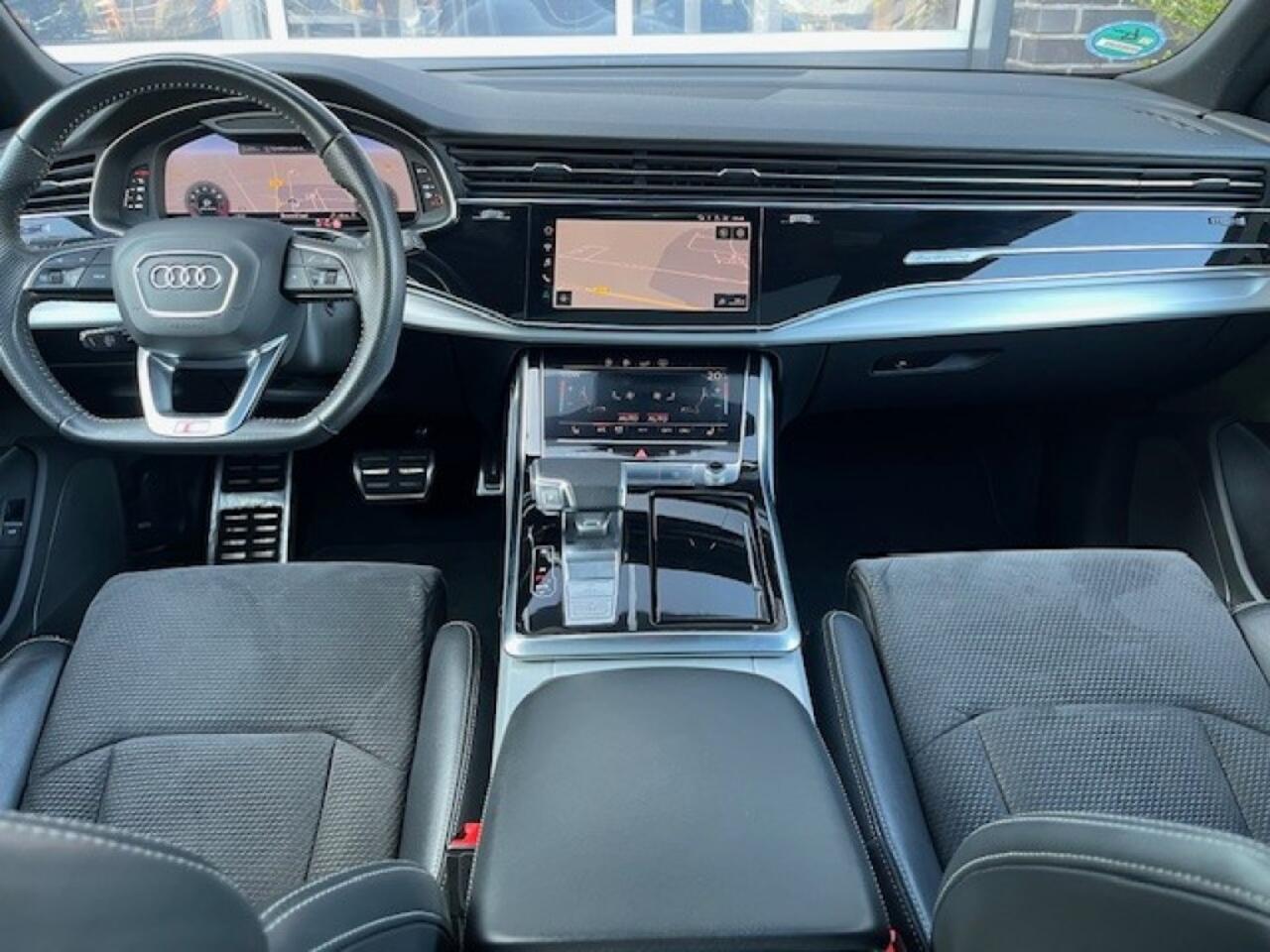 Audi Q8 55 TFSI Q S-LINE - ABT - MAXTON - PANO - 4-W. BEST. - 22 INCH