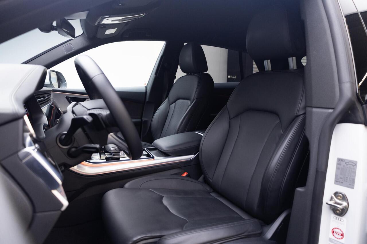 Audi Q8 55 TFSI quattro Pro Line Plus | 21 Inch | Trekhaak |