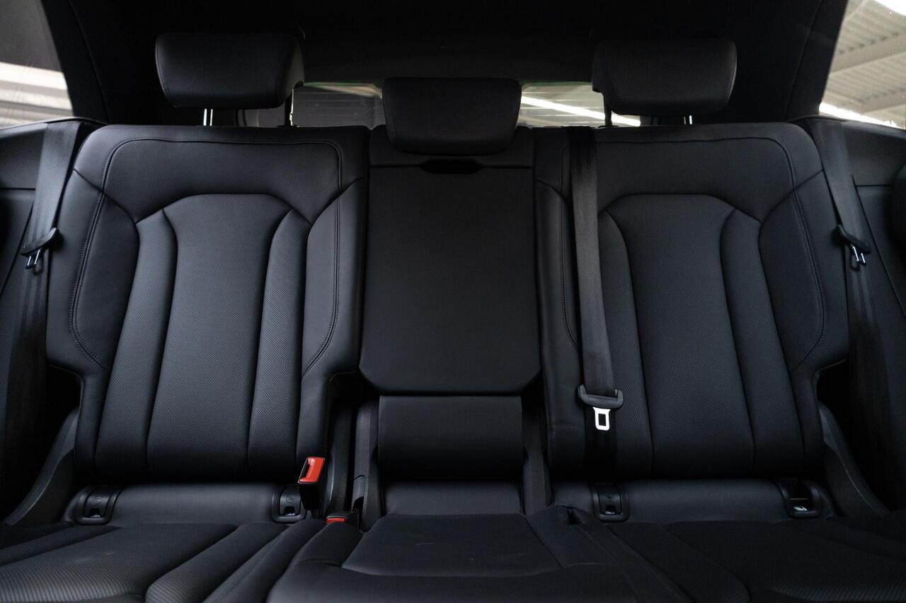 Audi Q8 55 TFSI quattro Pro Line Plus | 21 Inch | Trekhaak |