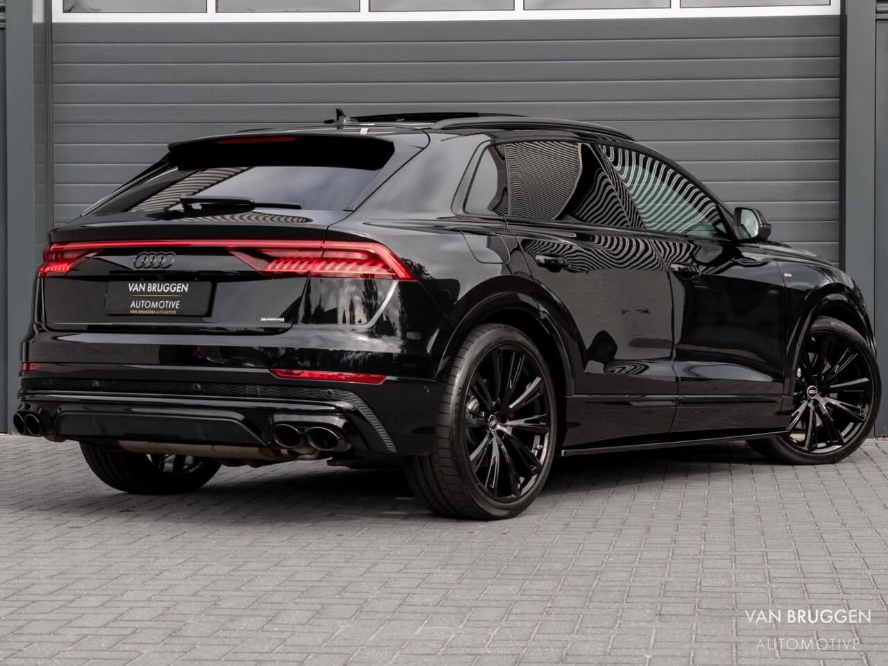 Audi Q8 60 TFSI E Quattro S-Line Pano RS-Stoelen Trekhaak Massage 23" Softclose HUD