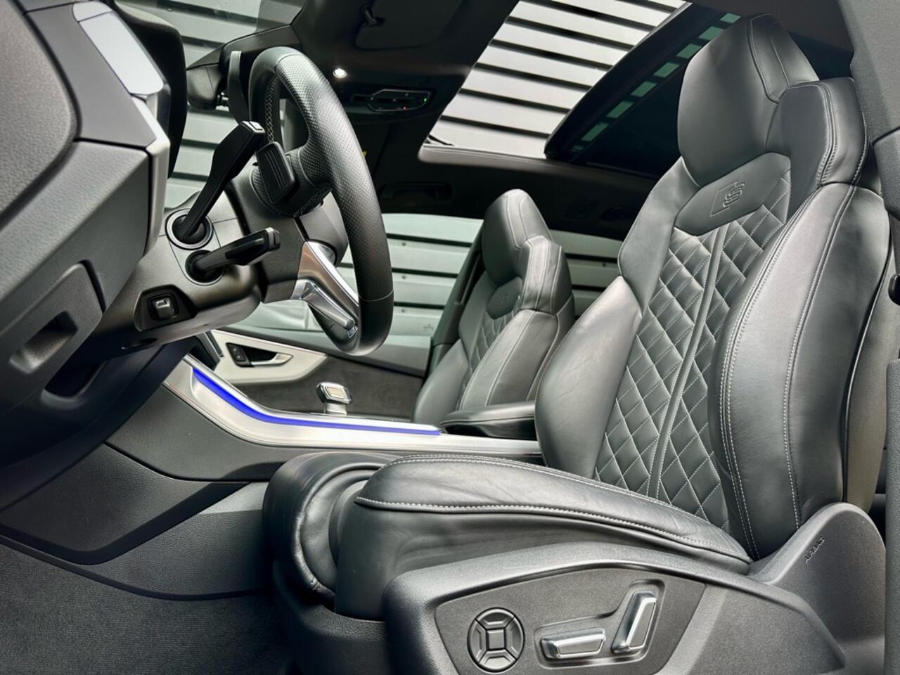 Audi Q8 60 TFSI e Quattro Competition S-LINE PANO|HUD|360|RS STOEL|B&O|S