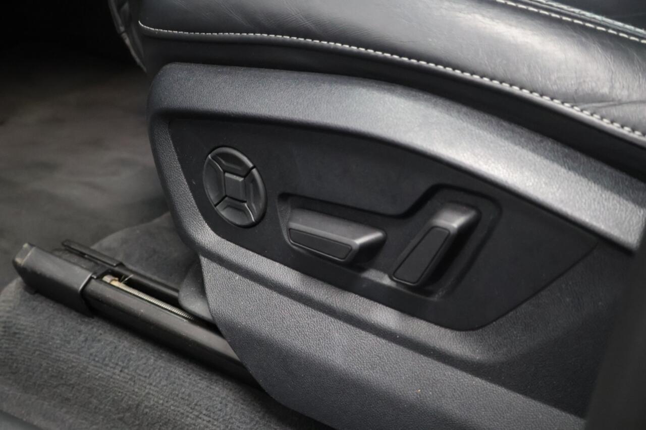 Audi Q8 55 TFSI S-Line 381PK | Panoramadak | Trekhaak | Matrix LED